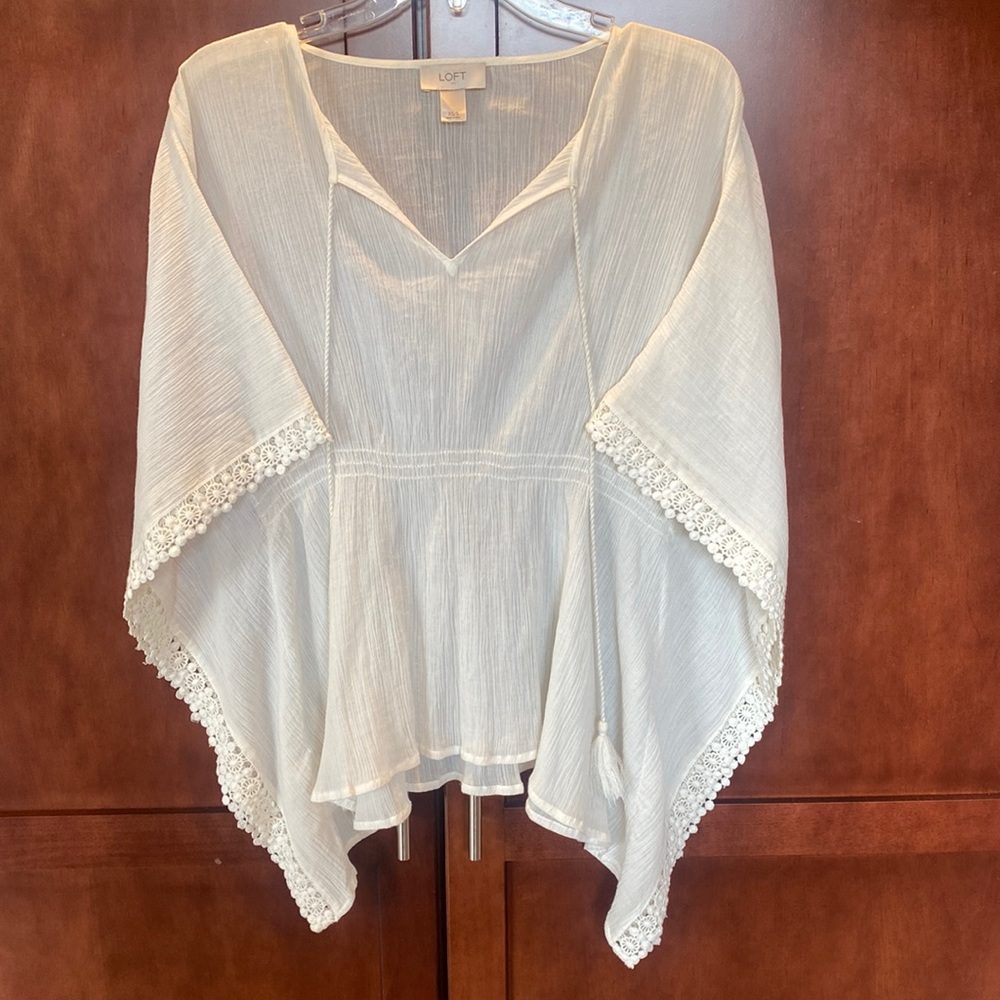 Loft flowy cream blouse size XS